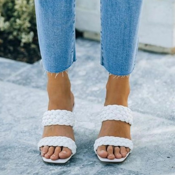 VICI Maylene Braided Square Toe Heeled Sandal Size 6.5 🤍 - Picture 3 of 6